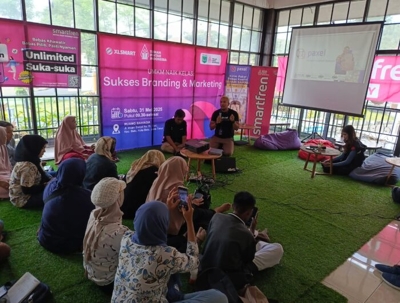XLSMART Gelar Workshop UMKM dan Akademi Konten di Batu dan Blitar